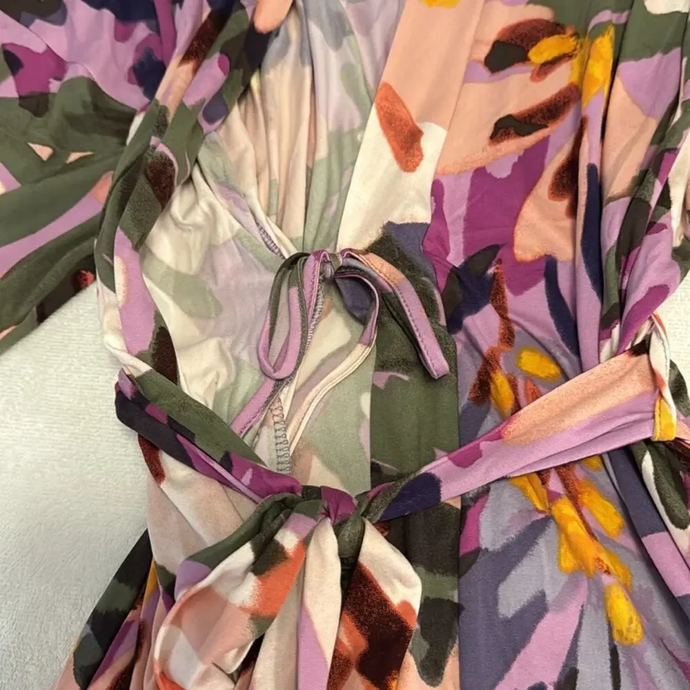 NWT women’s robe‎ - Picture 6 of 8